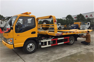 东莞哪里有拖车服务